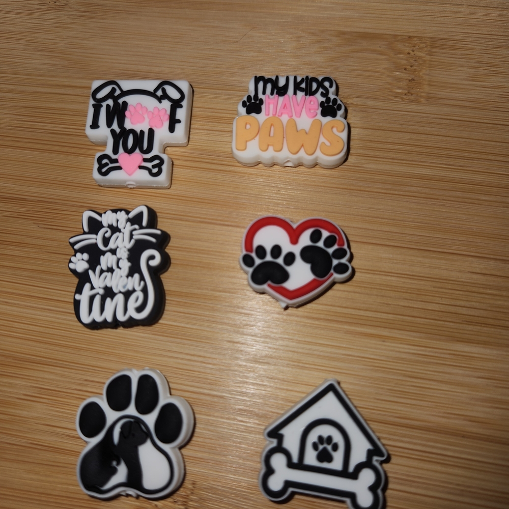 Dog Paw Print Shoe Charms - Black, White, Red